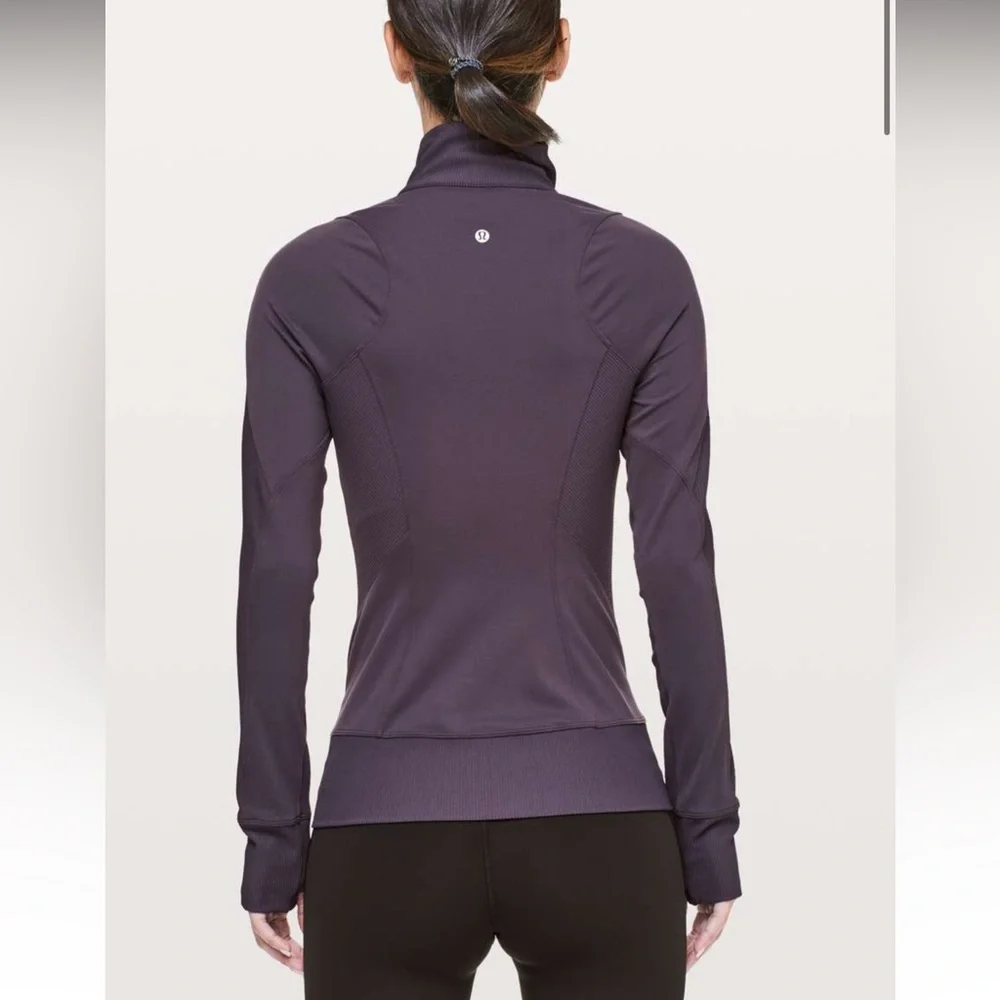 Lululemon Movement To Movement Jacket
Cyber Purple - Picture 2 of 9